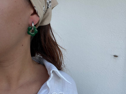 Boucle d'oreille Marguerite verte